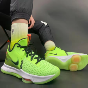 Giay Nike LeBron Witness 5 'Lime Glow' CQ9380-300