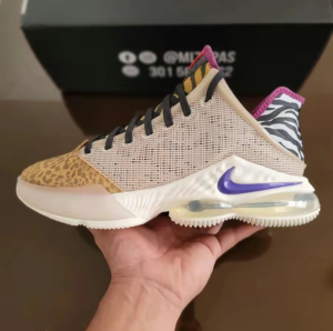 Giay Nike LeBron 19 Low 'Safari' DM1058-200