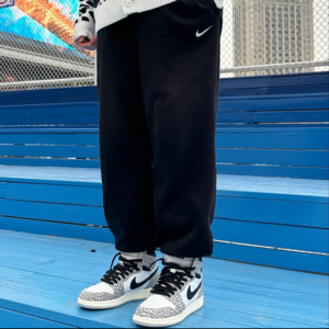 Giay Nike Air Jordan 1 GS Retro High OG 'White Cement' FD1437-052