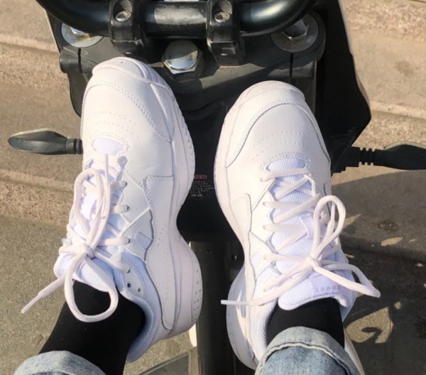 Giày Tennis Nike Court Lite 2 Girl's 'White Metallic Silver' CD0440-105 - Ảnh 3
