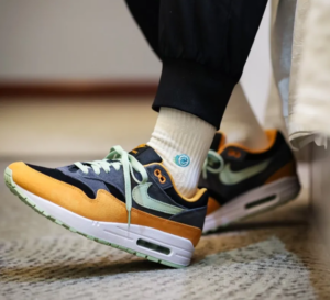 Giay Nike Air Max 1 PRM 'Duck Honey Dew' DZ0482-001