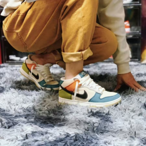 Giay Nike Dunk Mid 'Pale Ivory Multi-Color' DV0830-100