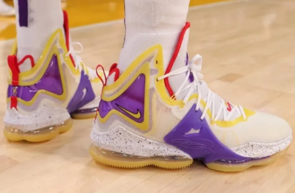 Giày Nike LeBron 19 Valentine's Day DH8460-900 - Ảnh 9