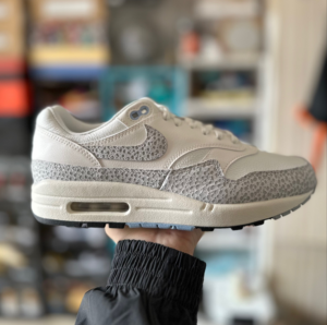 Giay Nike Air Max 1 'Safari Summit White' FB5059-100