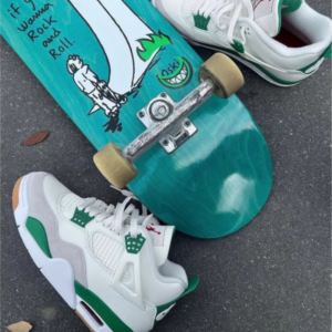 Giay Nike Air Jordan 4 Retro 'Pine Green' DR5415-103