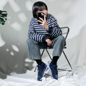 Giay Nike Air Jordan 11 Retro 'Midnight Navy Velvet' AR0715-441