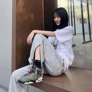 Giay Nike Air Jordan 6 Retro GS x Travis Scott 'Olive' CN1085-200