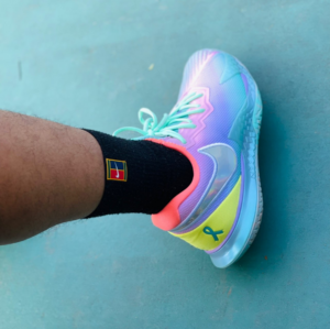 Giay Nike Court Zoom Vapor Cage 4 'Doernbecher 2022' DR6253-500