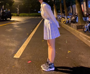 Giay Nike Wmns Air Jordan 5 Retro 'Oil Grey' CD2722-001