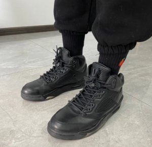 Giay Nike Air Jordan 5 Retro Premium 'Triple Black' 881432-010