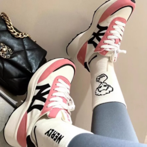 Giay MLB Chunky Jogger New York Yankees 'Pink' 3ASXX111N-50COL