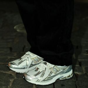 Giay New Balance 1906R 'White Silver Metallic' M1906RI