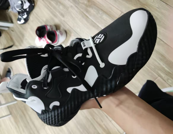 Giay Adidas Harden Vol. 6 'Black White' GV8704