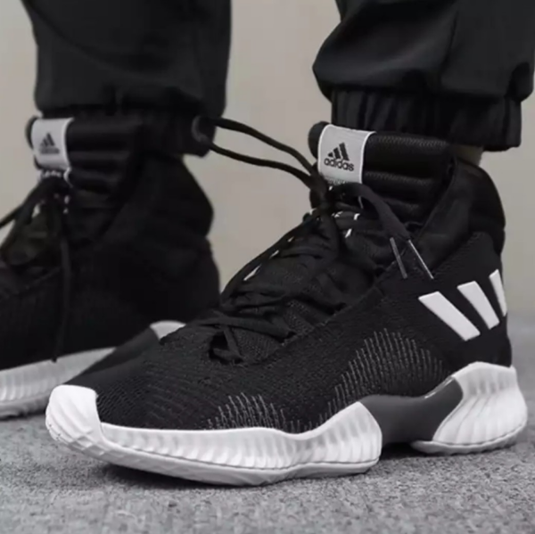 Giay Adidas Pro Bounce 2018 'Black White' FW5746