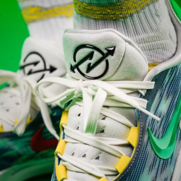 Giay Nike Zoom GT Cut 2 'Blue Green Gum' DJ6013-403