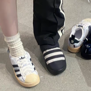 Giay Adidas Puffylette 'Black Grey' GY4559