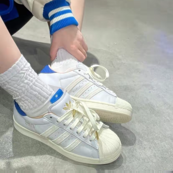 Giay Adidas Superstar 'Off White Blue' HQ6458