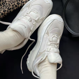 Giay Nike Air Max Bliss 'Triple White' FD1453-030