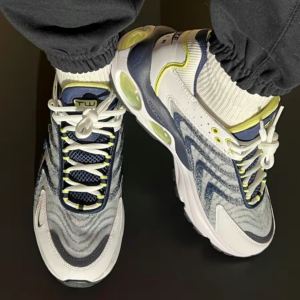 Giay Nike Air Max TW 'White Lemon Twist Navy' DQ3984-101