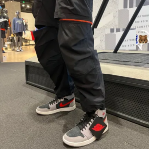 Giay Nike Air Jordan 1 High Zoom Comfort 'Cement Fire Red' DV1307-060