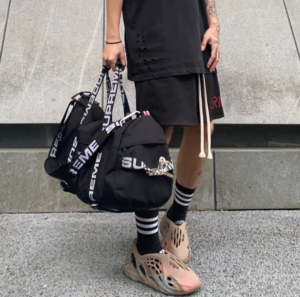 Alternative view of Dép Adidas Yeezy Foam Runner Mx Sand Grey GY3969