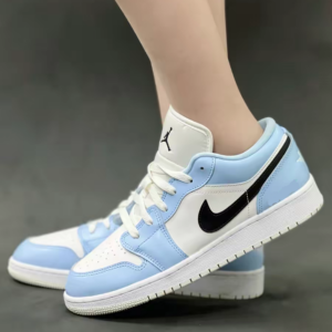 Giay Nike Air Jordan 1 Low GS 'Ice Blue' 554723-401