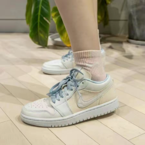 Giay Nike Air Jordan 1 Low 'Sail Canvas' DQ4151-500