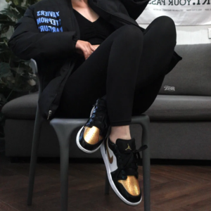 Giay Nike Air Jordan 1 Low SE GS 'Gold Toe' DR6970-071