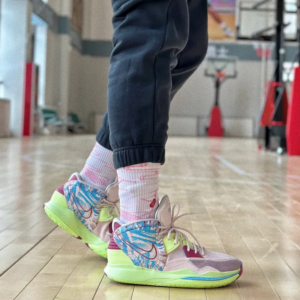 Alternative view of Giày Nike Kyrie Infinity 'Light Soft Pink' DC9134-600