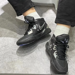 Giay Nike Kyrie Infinity GS 'Black Metallic Silver' DD0334-005
