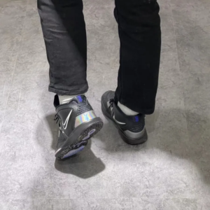 Giay Nike Kyrie Infinity GS 'Black Metallic Silver' DD0334-005