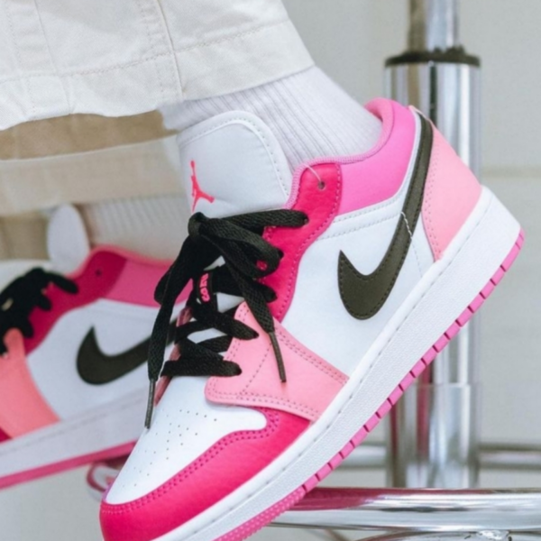 Giày Nike Air Jordan 1 Low GS 'White Pinksicle' 553560-162 - Ảnh 2