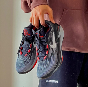 Giay Nike Air Zoom GT Cut 2 EP 'Bred' DJ6013-001