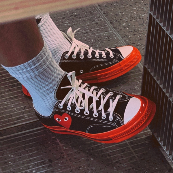 Giày Converse Comme des Garçons Play x Chuck 70 Low 'Black Red' A01795C - Ảnh 2