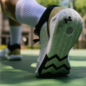 Giay Under Armour HOVR Havoc 5 Clone 'White Black' 3025605-100