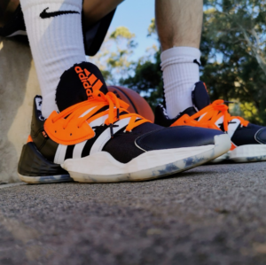 Giay Adidas Harden Vol. 4 'Daniel Patrick Black' FV8053