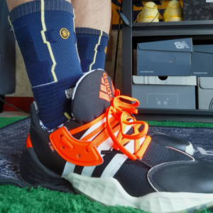 Giay Adidas Harden Vol. 4 'Daniel Patrick Black' FV8053