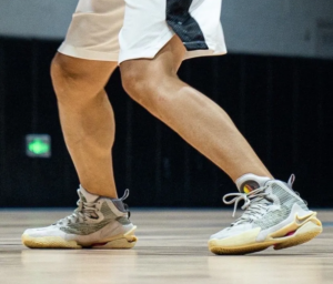 Giay Nike Zoom G.T. Jump 'Grey Sail' DC9039-002