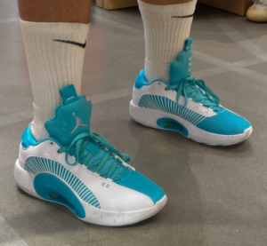 Alternative view of Giày Nike Guo Ailun x Air Jordan 35 Low PF 'Jade' DJ2994-100