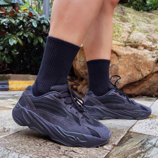 Giày Adidas Yeezy Boost 700 V2 'Vanta' FU6684 - Ảnh 5