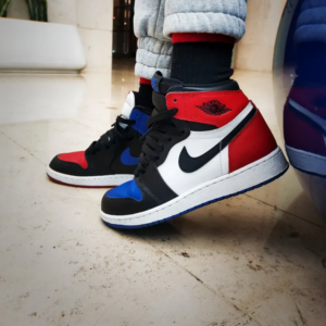 Giay Nike Air Jordan 1 Retro High OG BG 'Top 3' 575441-026