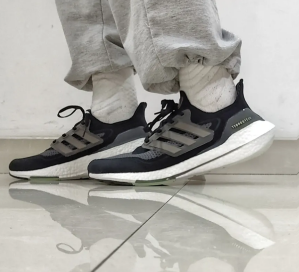 Giày Adidas UltraBoost 21 'Black Silver Metallic' FY0374 - Ảnh 4