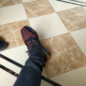 Giay Under Armour HOVR Phantom 2 'Day Of The Dead' 3025382-001