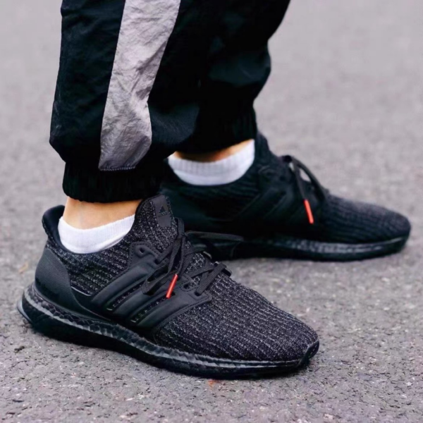 Giày Adidas Ultraboost 4.0 'Triple Black' FW5712 - Ảnh 4