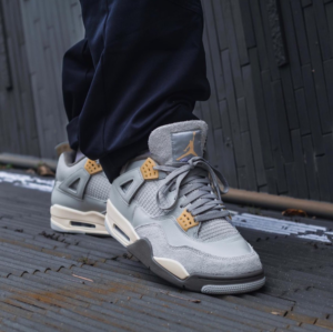 Giay Nike Air Jordan 4 Retro SE GS 'Craft' DV2262-021