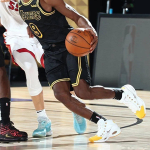 Giay Reebok Question Mid 'Yellow Toe' FX4278