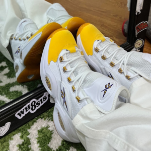 Giay Reebok Question Mid 'Yellow Toe' FX4278