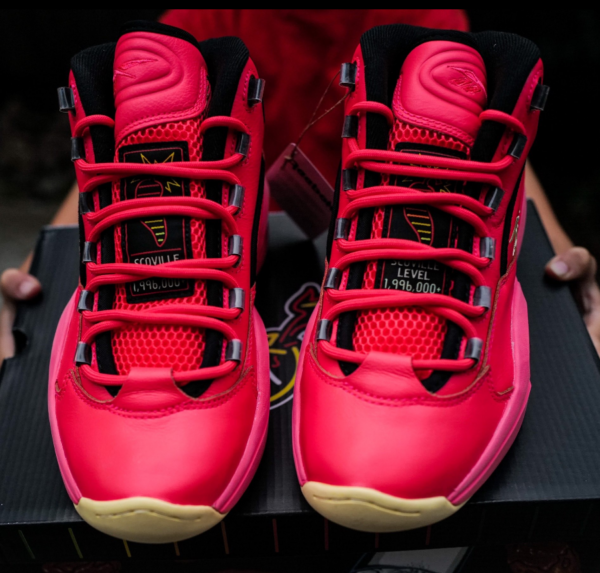 Giay Reebok Question Mid 'Hot Ones' GV7093