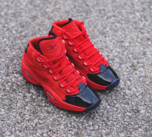 Giay Reebok Question Mid 'Heart Over Hype' FW5304