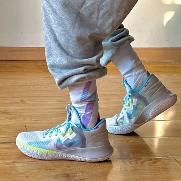 Giày Nike Kyrie Flytrap 5 EP '1 World 1 People' DC8991-102 - Ảnh 4